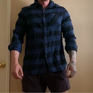 Hot Topic blue & black checkered flannel y2k shirt collared sweater punk vibes